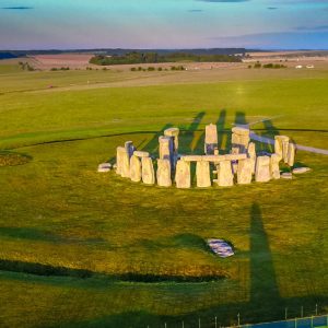 Stonehenge & Roman Baths Guided Tour